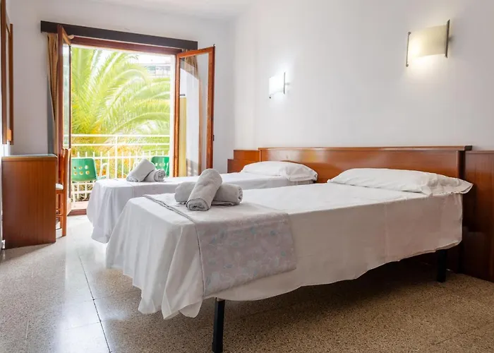 Clipper Affiliated By Fergus Otel Lloret de Mar