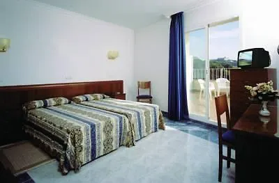 Otel Clipper Affiliated By Fergus 2*