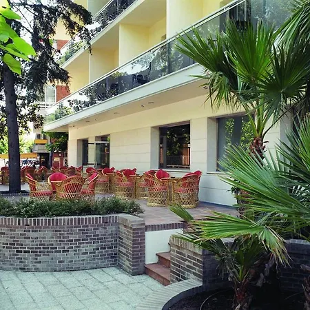 Ξενοδοχείο Clipper Affiliated By Fergus 