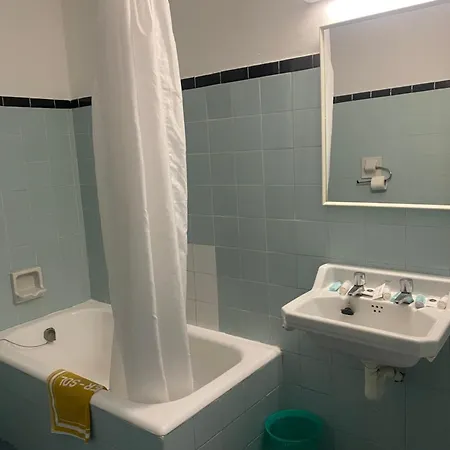 Clipper Affiliated By Fergus 